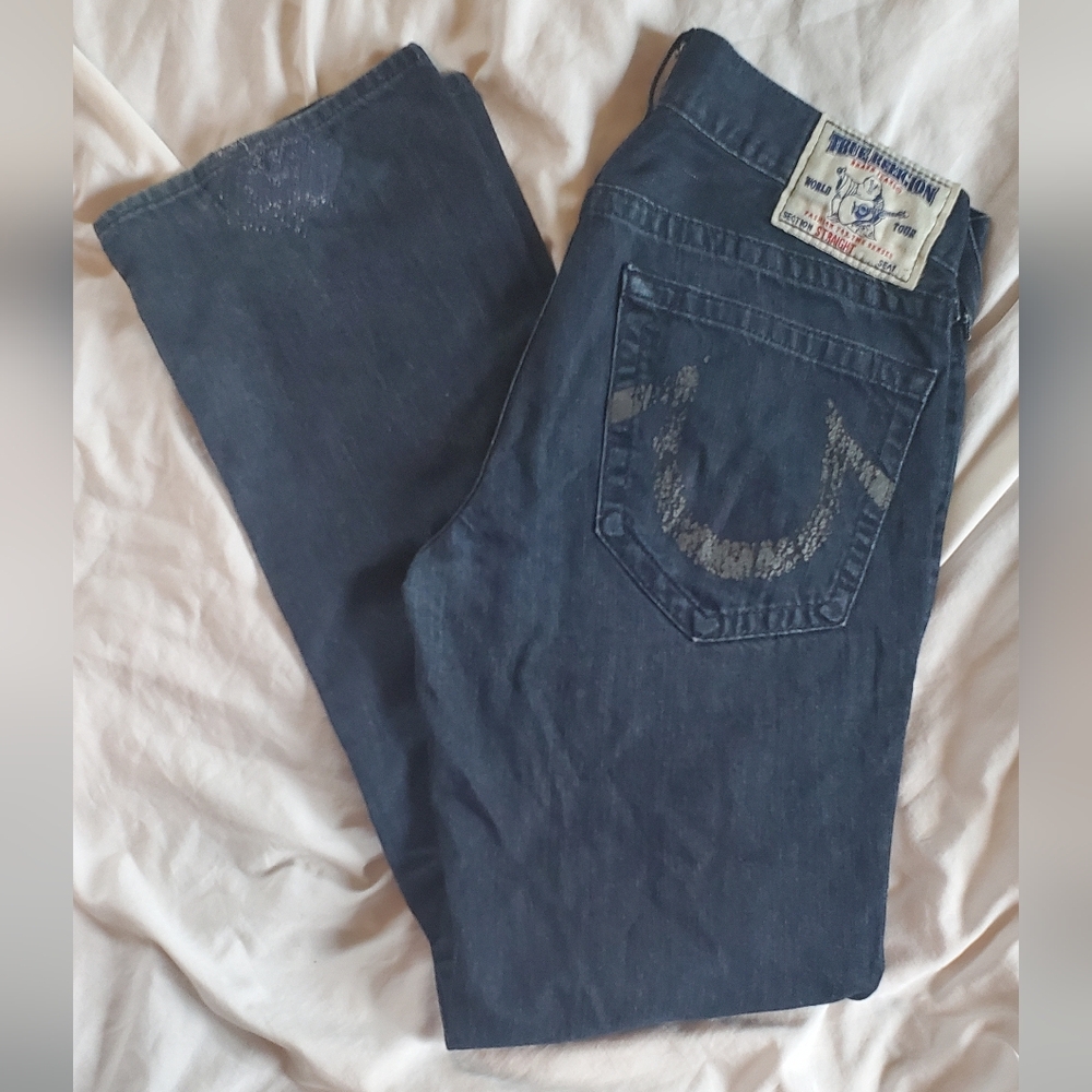 True Religion Men's Deep Blue Distressed Straight Leg Jeans 34 x 33 Made In USA